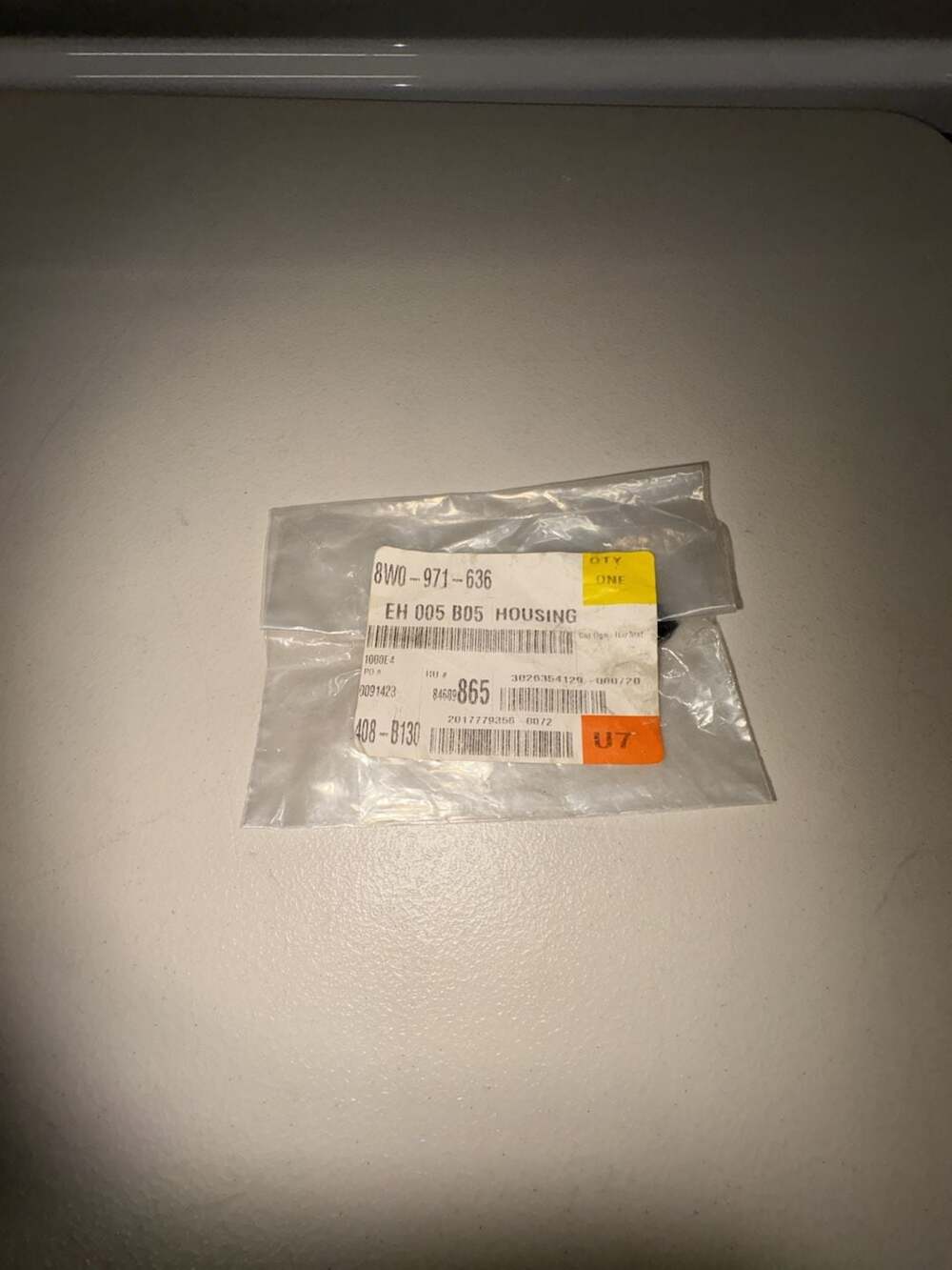Audi Volkswagen OEM Connector Housing 8W0-971-636